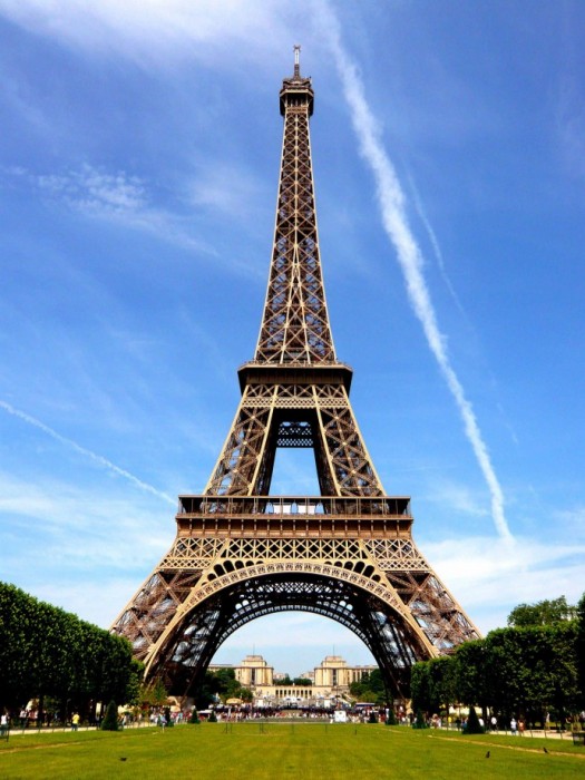 Интересные места в Париже - Эйфелева Башня